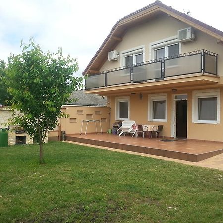 Marinica Apartman Hajdúszoboszló Zewnętrze zdjęcie