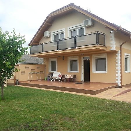 Marinica Apartman Hajdúszoboszló Zewnętrze zdjęcie