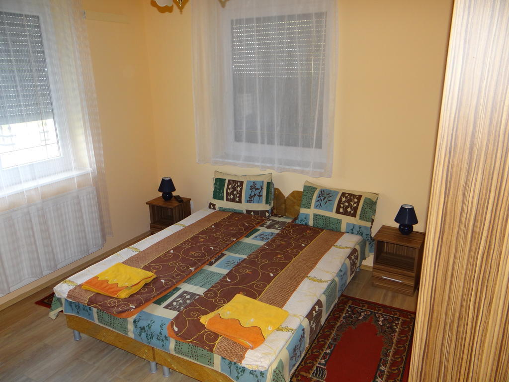 Marinica Apartman Hajdúszoboszló Zewnętrze zdjęcie